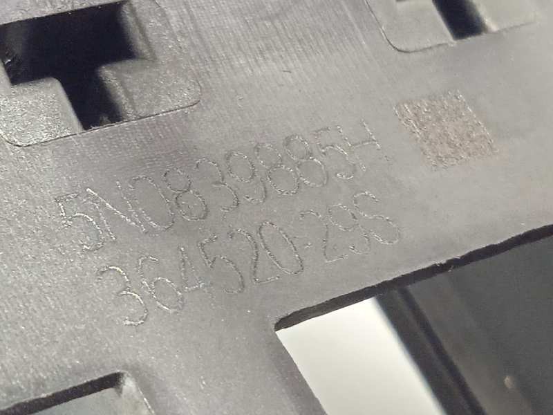 Recambio de maneta exterior delantera derecha para volkswagen t-roc advance referencia OEM IAM 5N0839885H  