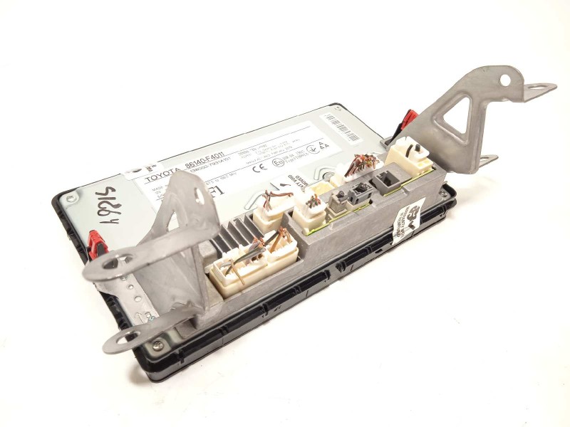 Recambio de pantalla multifuncion para toyota c-hr hybrid advance referencia OEM IAM 86140F4011  