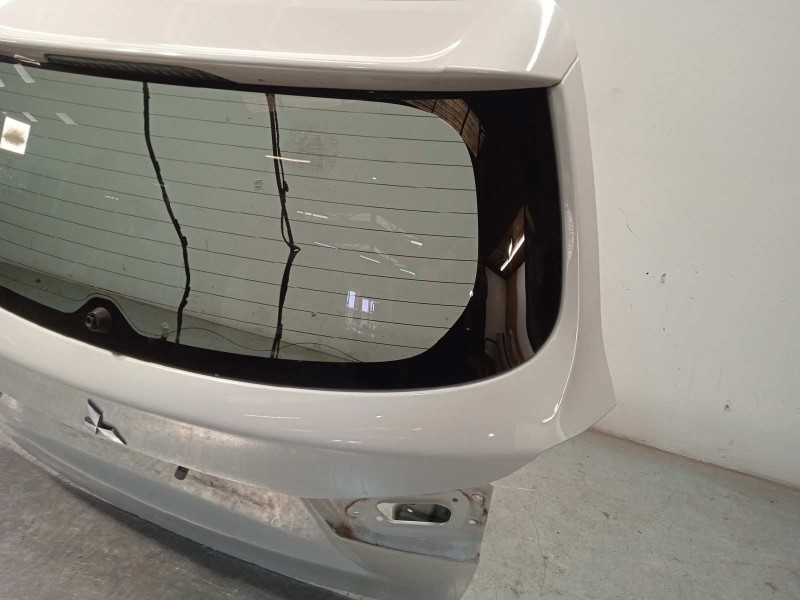 Recambio de porton trasero para mitsubishi asx 2.0 mivec cat referencia OEM IAM 5801C408 5805A238 6515A383WB