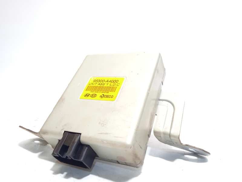 Recambio de modulo electronico para kia carens ( ) drive referencia OEM IAM 95300A4000  