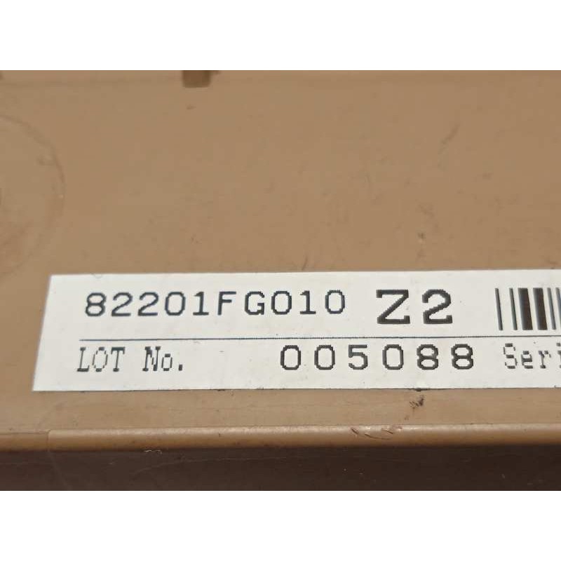 Recambio de caja reles / fusibles para subaru forester s12 2.0 diesel cat referencia OEM IAM 82201FG010  