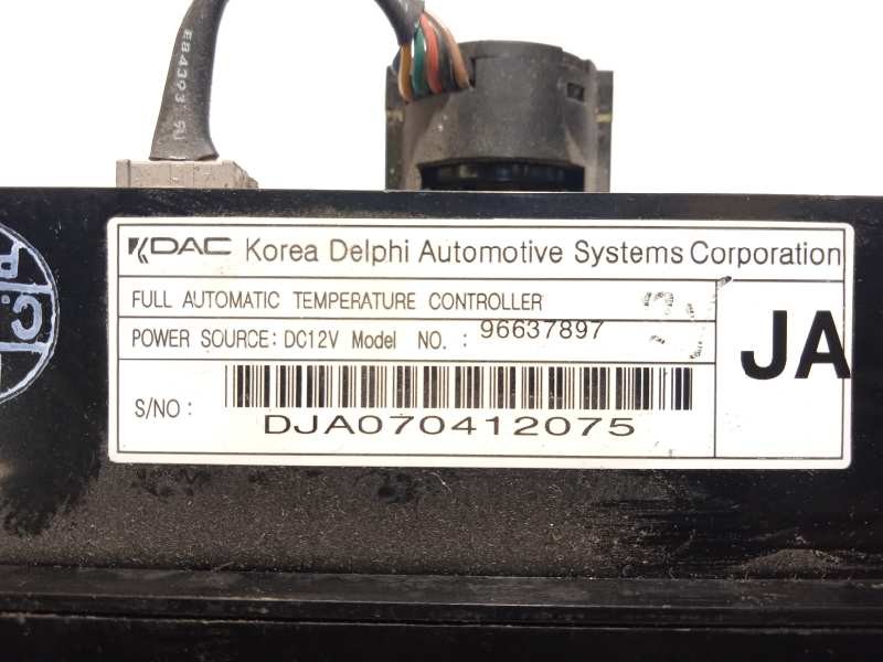 Recambio de mando climatizador para chevrolet epica lt referencia OEM IAM 96637897  