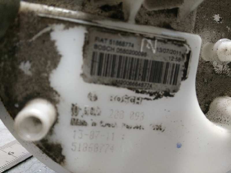 Recambio de bomba combustible para fiat punto (199) easy referencia OEM IAM 51868774  0580200098