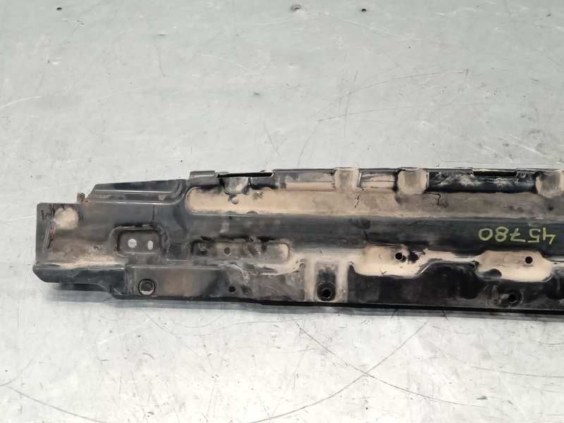 Recambio de travesaño superior para mitsubishi montero (v60/v70) 3.2 di-d cat referencia OEM IAM MR548345  