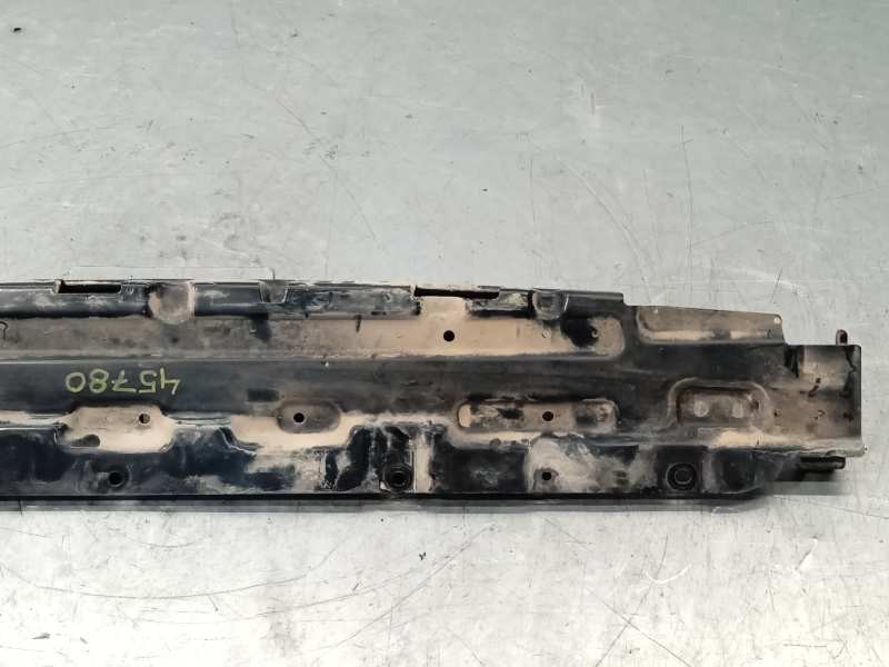 Recambio de travesaño superior para mitsubishi montero (v60/v70) 3.2 di-d cat referencia OEM IAM MR548345  