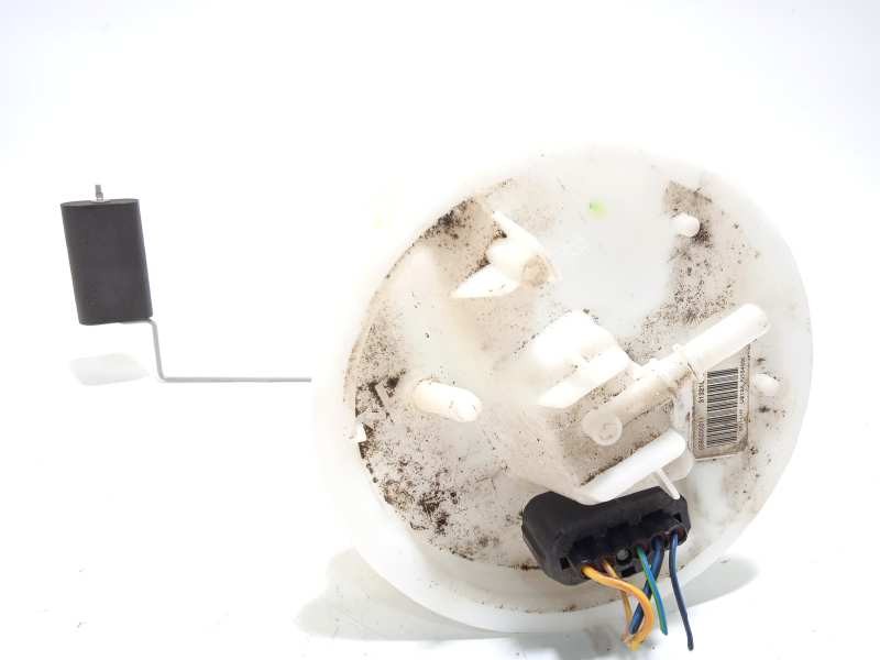 Recambio de bomba combustible para volvo v40 cross country pro referencia OEM IAM 31321091  0580200211