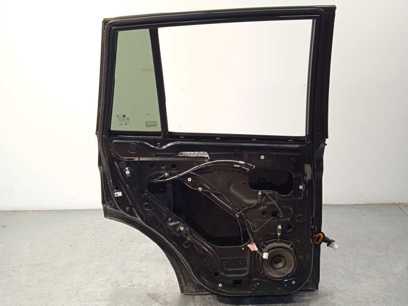 Recambio de puerta trasera izquierda para ssangyong kyron 200 xdi limited referencia OEM IAM 6300308103  6301109A10