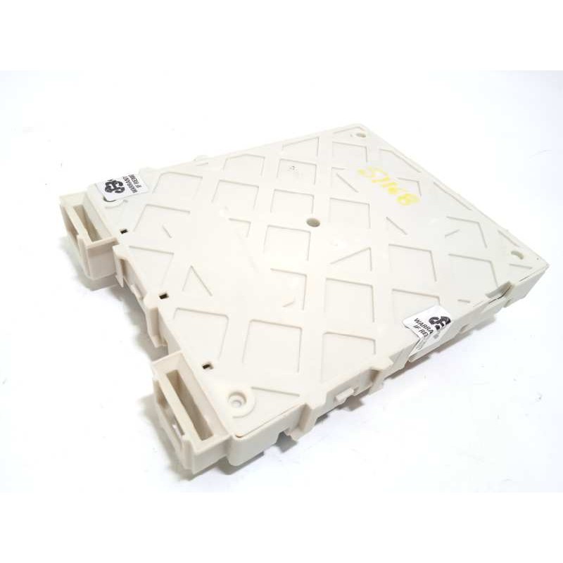 Recambio de caja reles / fusibles para volvo v40 cross country pro referencia OEM IAM 31453131  