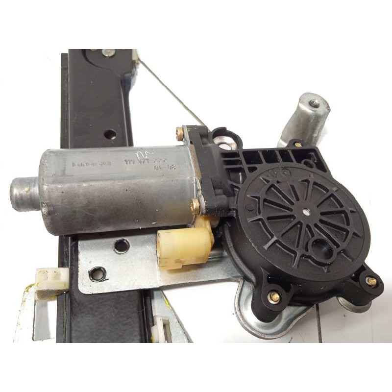 Recambio de elevalunas trasero izquierdo para volvo xc70 2.4 diesel cat referencia OEM IAM 30784578  