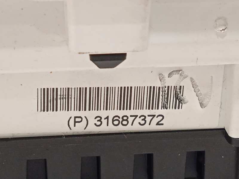 Recambio de cuadro instrumentos para volvo v40 cross country pro referencia OEM IAM 31687372  