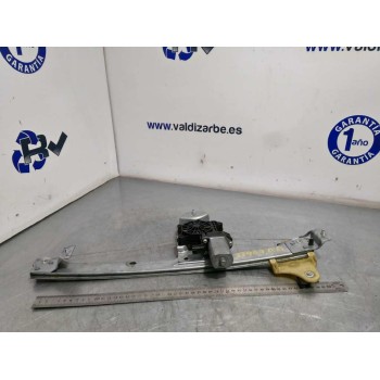 ELEVALUNAS DELANTERO DERECHO 807205569R 