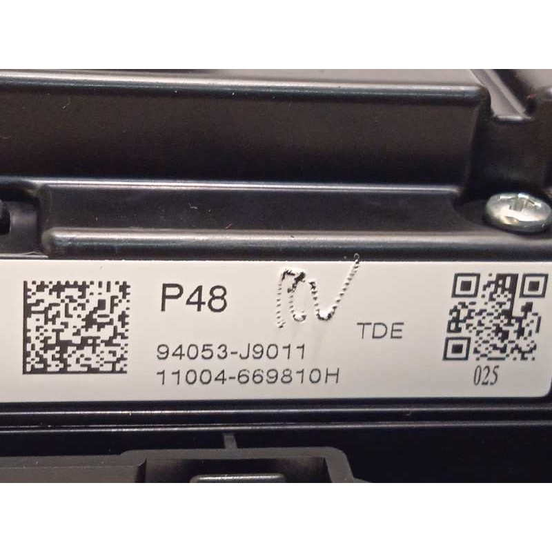Recambio de cuadro instrumentos para hyundai kona 1.0 tgdi cat referencia OEM IAM 94053J9011  