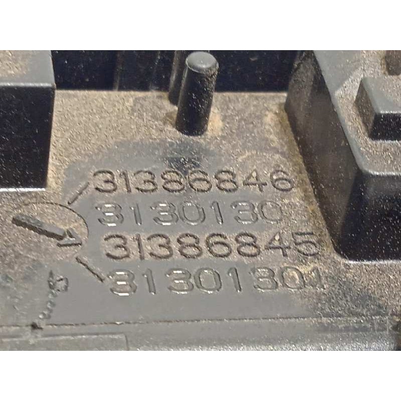 Recambio de maneta exterior porton para volvo v40 cross country pro referencia OEM IAM 31386845  