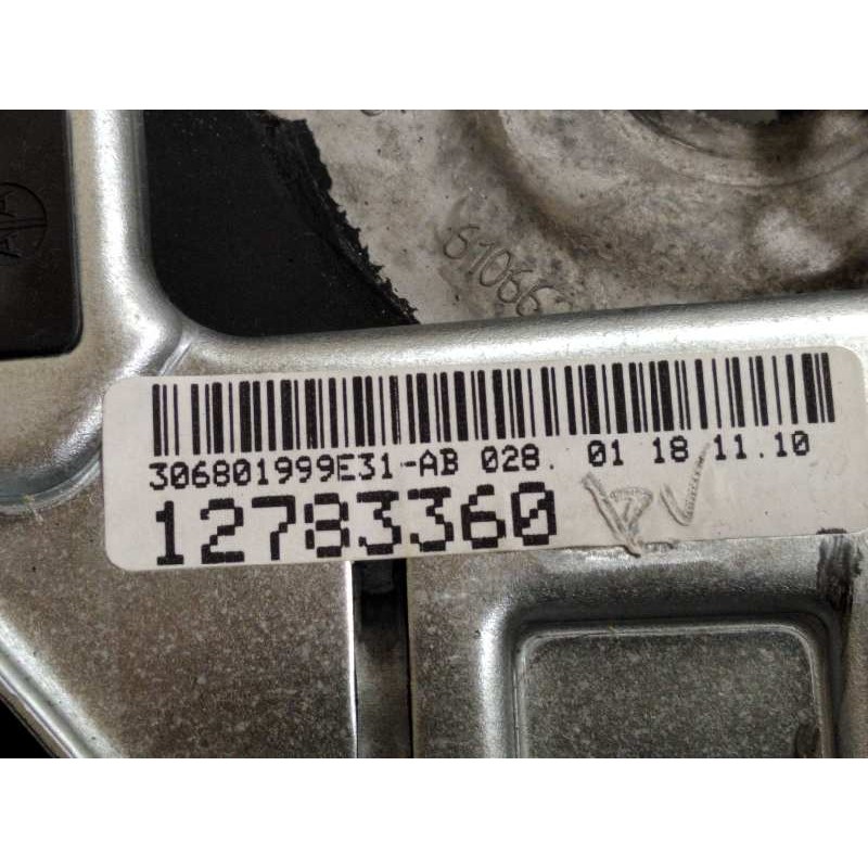 Recambio de volante para saab 9-3 sport sedán griffin referencia OEM IAM 12783360  
