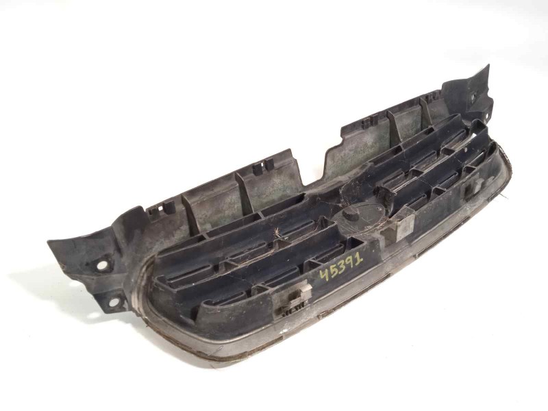 Recambio de rejilla delantera para subaru legacy familiar/outback b13 (bp) 2.5i outback referencia OEM IAM 91121AG020  