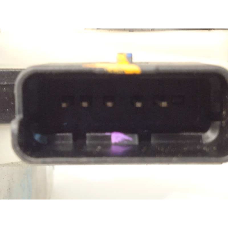 Recambio de cerradura puerta trasera izquierda para peugeot 208 1.2 12v vti referencia OEM IAM 9812501280  