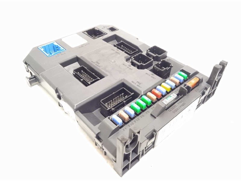 Recambio de caja reles / fusibles para citroën ds3 techno style referencia OEM IAM 966951980 657077 6580YJ