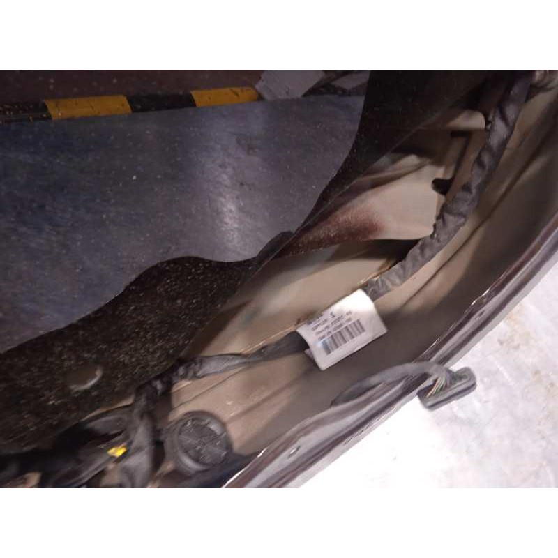 Recambio de puerta trasera izquierda para volvo v40 cross country pro referencia OEM IAM 32321999  