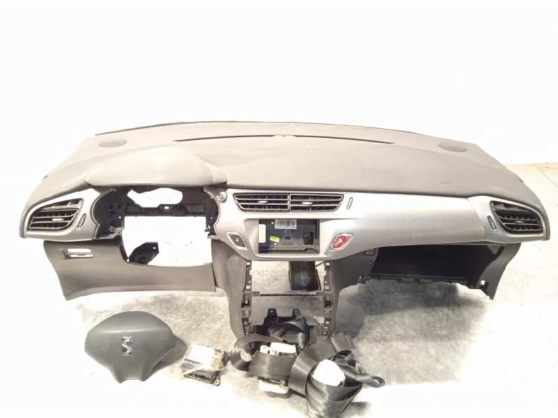 Recambio de kit airbag para citroën ds3 techno style referencia OEM IAM 8247F7 9801618280 4112PY