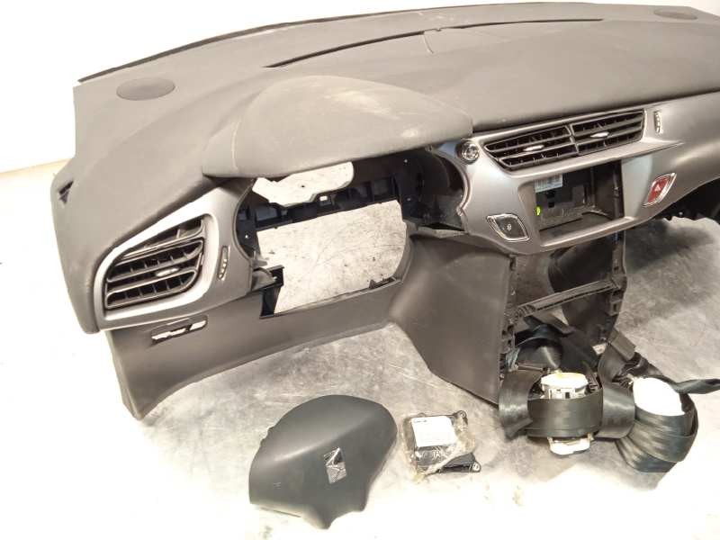 Recambio de kit airbag para citroën ds3 techno style referencia OEM IAM 8247F7 9801618280 4112PY