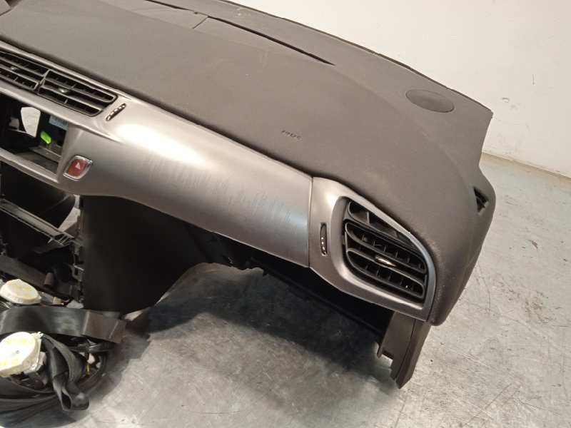 Recambio de kit airbag para citroën ds3 techno style referencia OEM IAM 8247F7 9801618280 4112PY