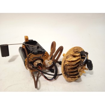 Recambio de bomba combustible para land rover discovery iv (l319) 3.0 td 4x4 referencia OEM IAM AH229039BA  