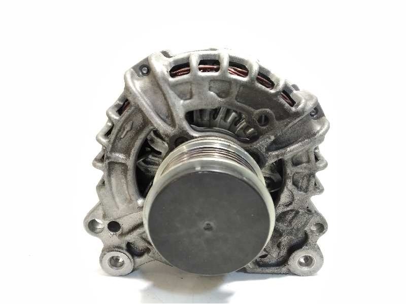 Recambio de alternador para volkswagen polo (6c1) 1.4 tdi referencia OEM IAM 04B903023B  F000BL08E2