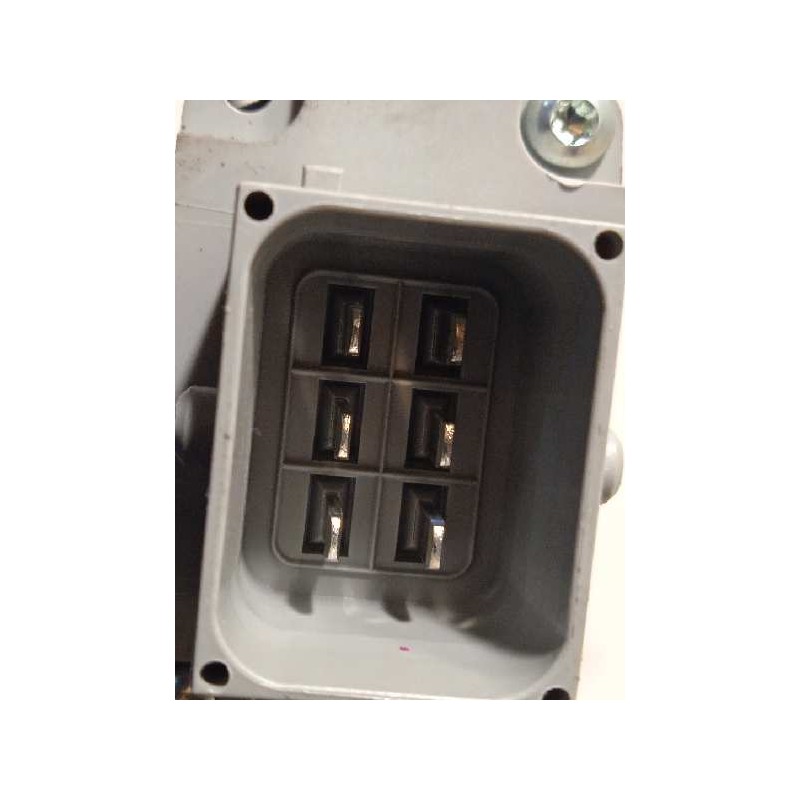 Recambio de elevalunas delantero izquierdo para opel combo d 1.3 16v cdti referencia OEM IAM 52063786  