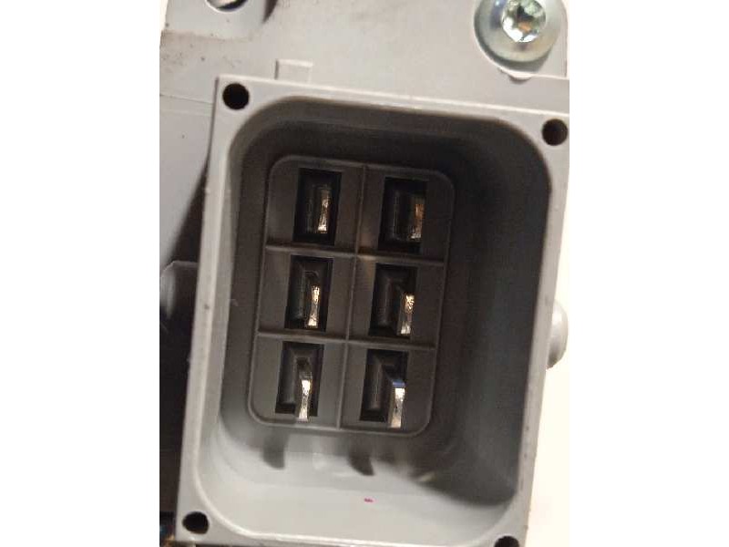 Recambio de elevalunas delantero izquierdo para opel combo d 1.3 16v cdti referencia OEM IAM 52063786  