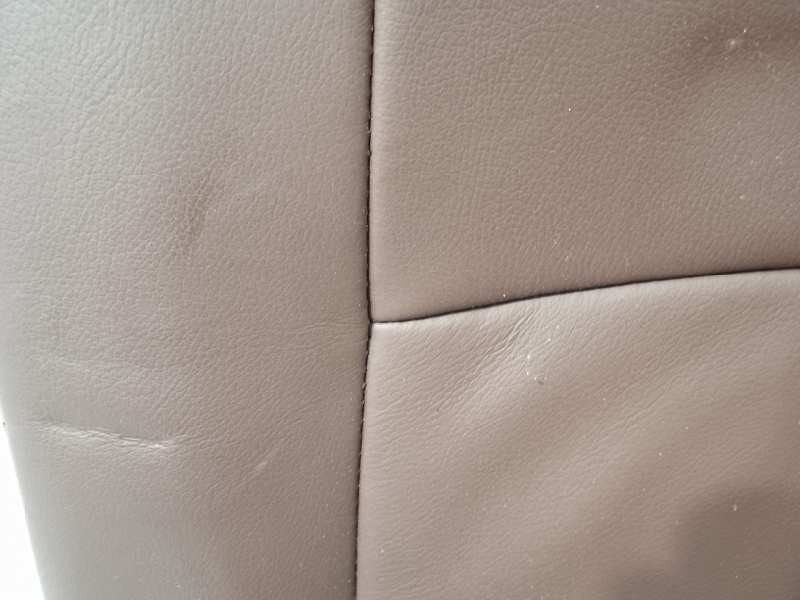 Recambio de asientos tercera fila para toyota land cruiser (j15) 2.8 cat referencia OEM IAM 7172060131  7171060161