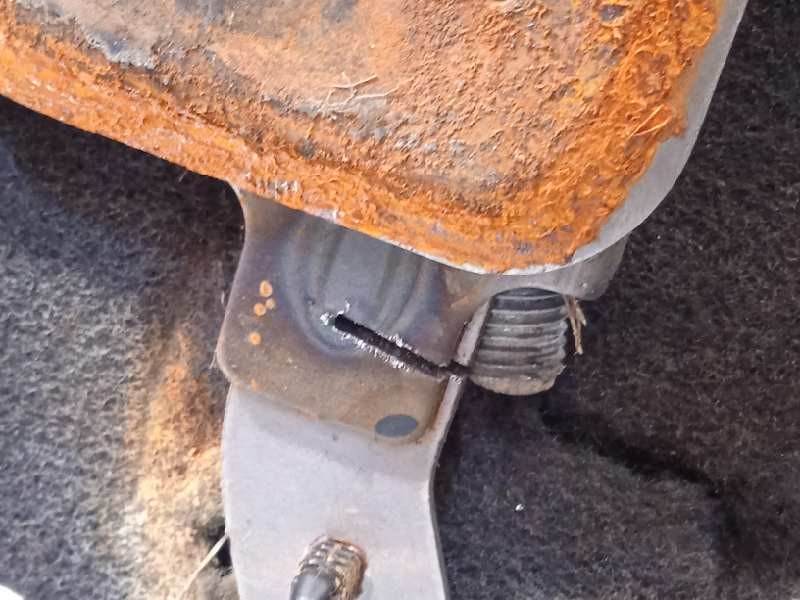 Recambio de asientos tercera fila para toyota land cruiser (j15) 2.8 cat referencia OEM IAM 7172060131  7171060161