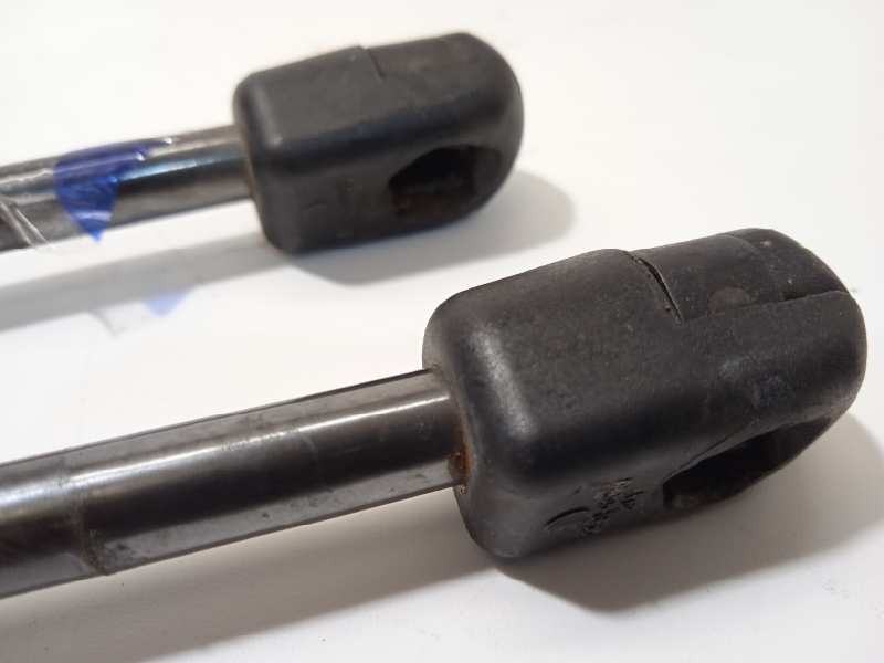 Recambio de amortiguadores maletero / porton para toyota gt 86 sport referencia OEM IAM 57522CA030  