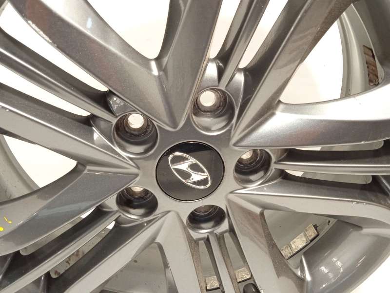 Recambio de llanta para hyundai ix35 1.7 crdi cat referencia OEM IAM 529102Y650 5