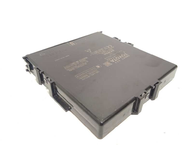 Recambio de modulo electronico para toyota prius (zvw50) basis referencia OEM IAM 8999047400  2336006520