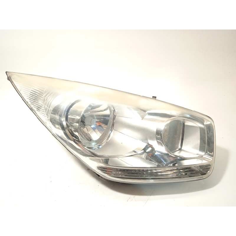 Recambio de faro derecho para kia venga drive referencia OEM IAM 921021P000  