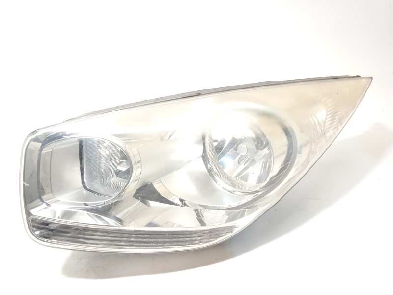 Recambio de faro izquierdo para kia venga drive referencia OEM IAM 921011P000  030125720100