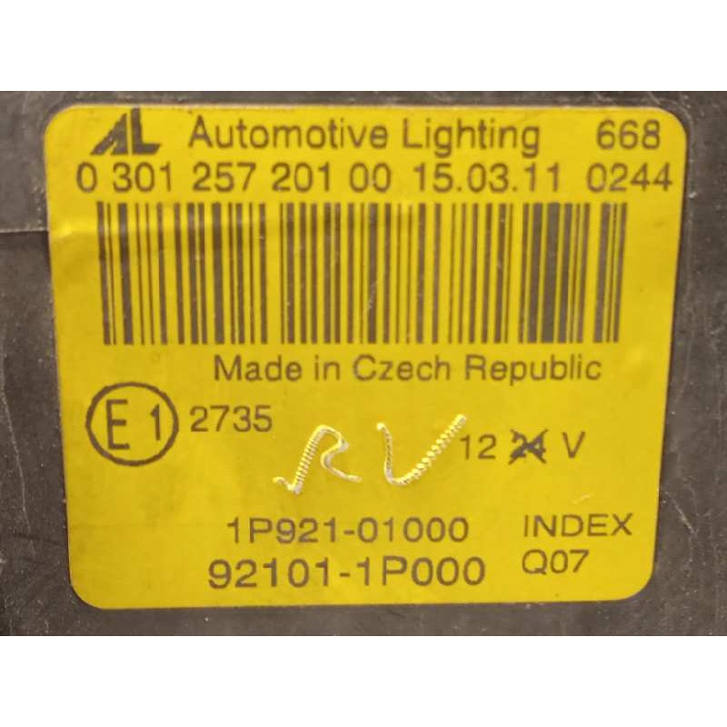 Recambio de faro izquierdo para kia venga drive referencia OEM IAM 921011P000  030125720100