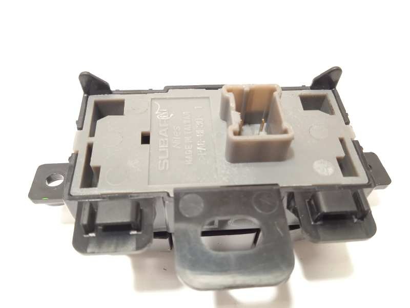 Recambio de mando multifuncion para toyota gt 86 sport referencia OEM IAM SU00306967  