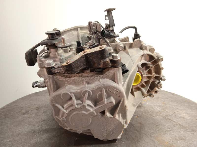 Recambio de caja cambios para kia venga drive referencia OEM IAM 4300032257  