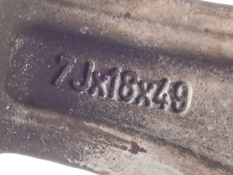 Recambio de llanta para volvo xc90 2.4 d momentum geartronic (7 sitze) referencia OEM IAM 30748436  30748784