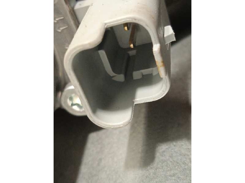 Recambio de elevalunas delantero derecho para kia venga drive referencia OEM IAM 824801P020 0130822581 824601P000