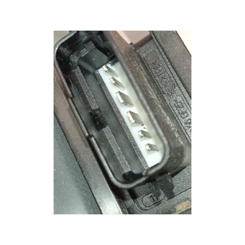 Recambio de elevalunas delantero izquierdo para kia venga drive referencia OEM IAM 824501P010  0130822550