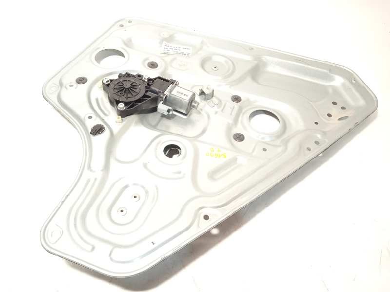 Recambio de elevalunas trasero derecho para kia venga drive referencia OEM IAM 834801P010 0130822638 834601P000