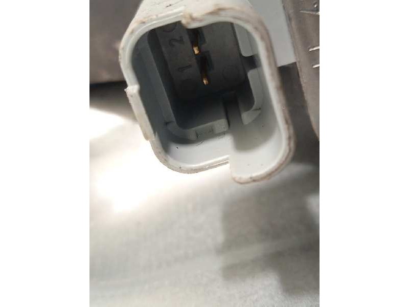 Recambio de elevalunas trasero derecho para kia venga drive referencia OEM IAM 834801P010 0130822638 834601P000