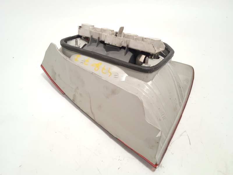 Recambio de piloto trasero izquierdo para skoda superb (3u4) classic referencia OEM IAM 3U5945111A  