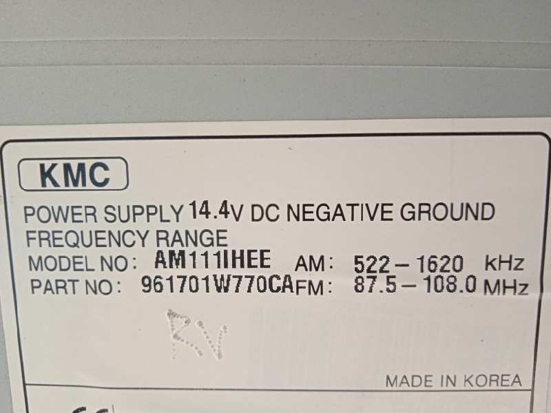 Recambio de sistema audio / radio cd para kia rio 1.1 crdi cat referencia OEM IAM 961701W770CA  