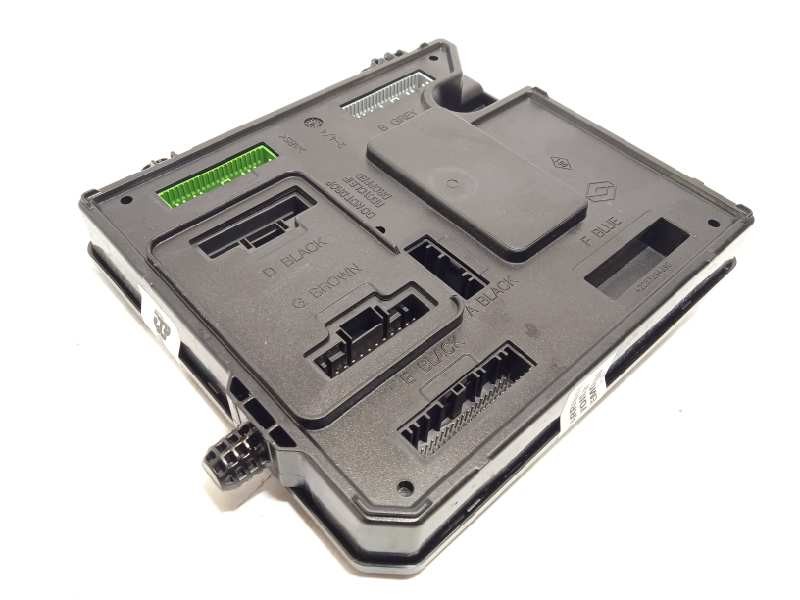 Recambio de caja reles / fusibles para renault scenic iii expression referencia OEM IAM 284B19091R  S180180040