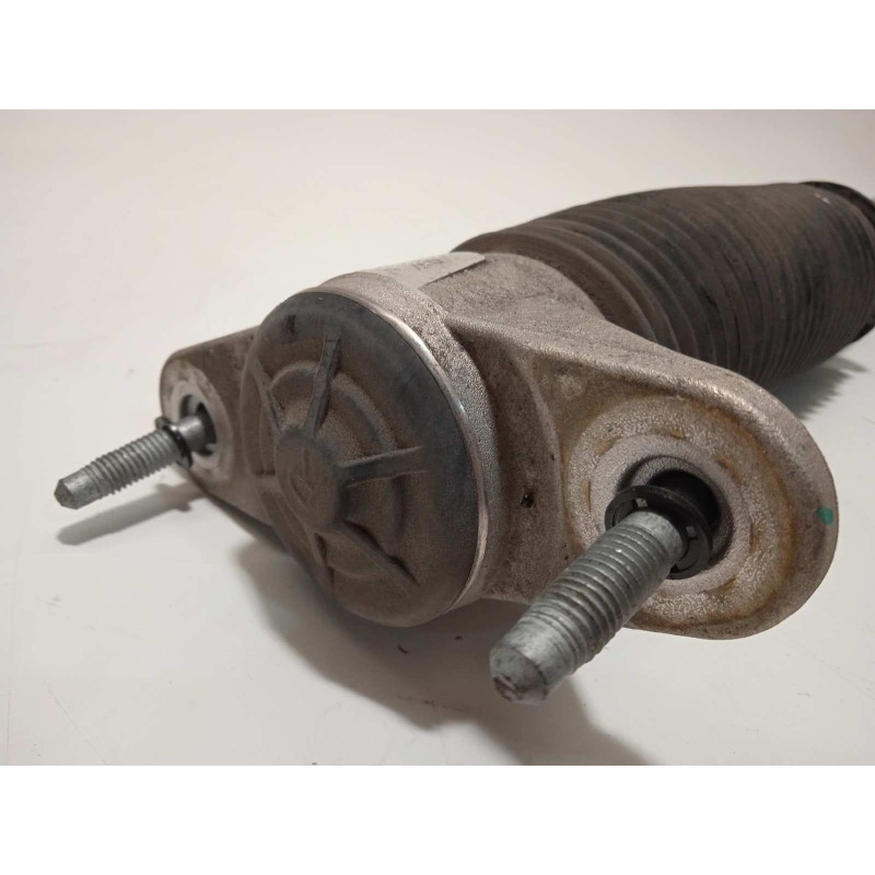 Recambio de amortiguador trasero izquierdo para tesla model 3 referencia OEM IAM 104446101E  