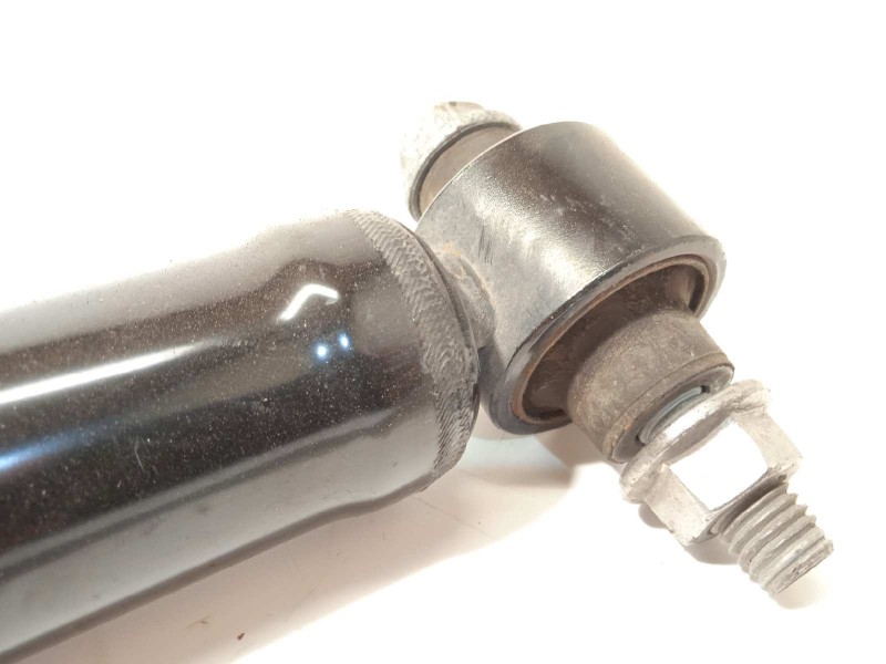 Recambio de amortiguador trasero izquierdo para tesla model 3 referencia OEM IAM 104446101E  