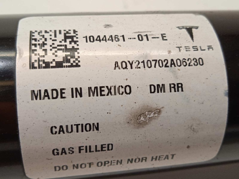 Recambio de amortiguador trasero izquierdo para tesla model 3 referencia OEM IAM 104446101E  